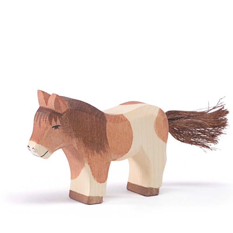 Ostheimer Shetland Pony stehend 11303